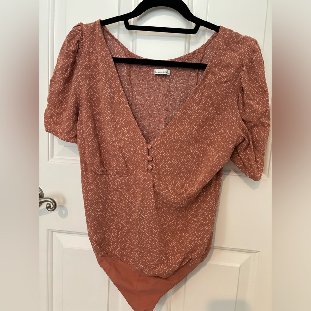 Abercrombie and Fitch Polka Dot Puff Sleeve Bodysuit SZ small